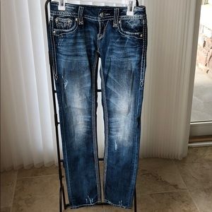 Rock revival straight leg jeans